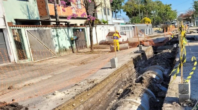 Prefeitura Do Rio Realiza Obra De Drenagem Em Cosmos